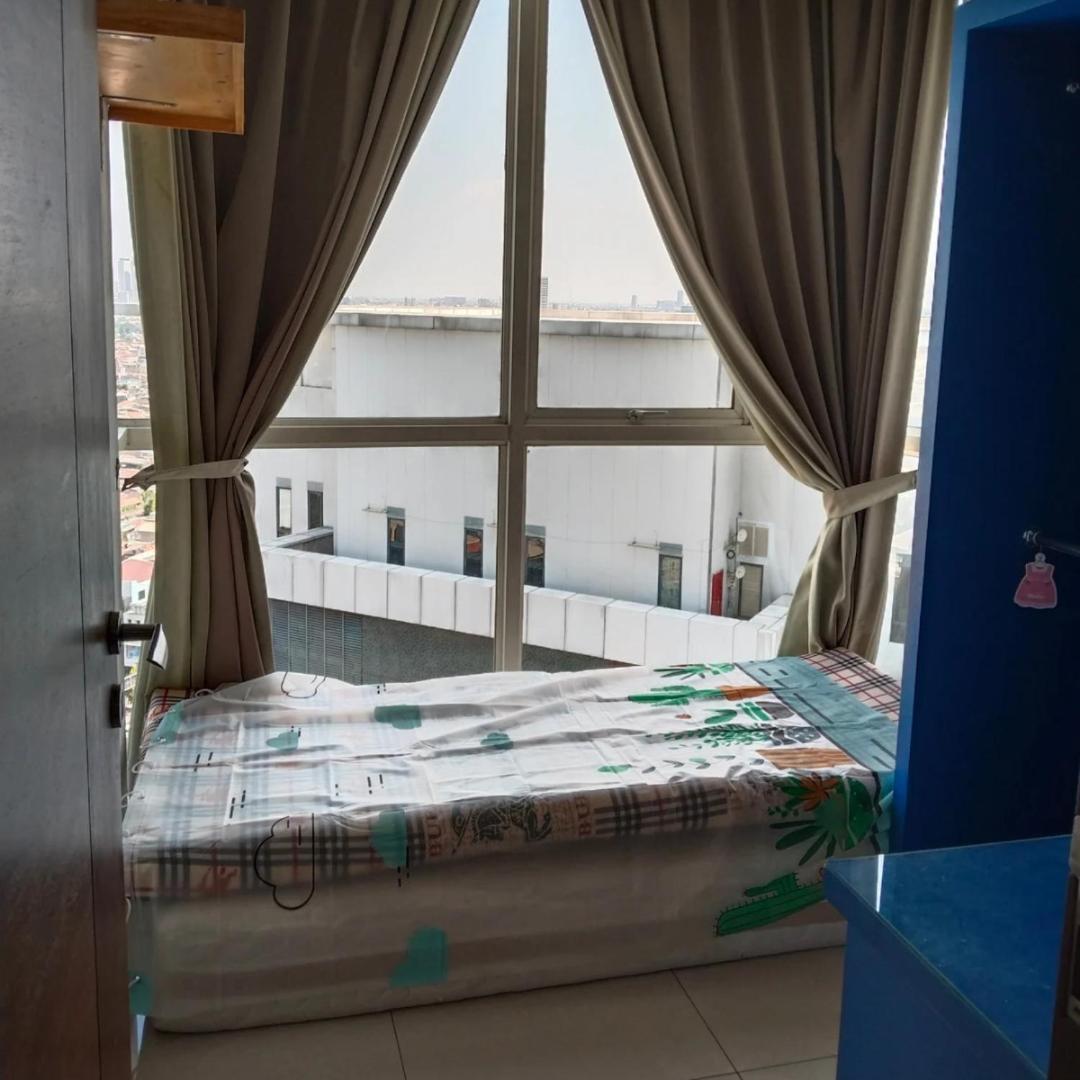 Santi Room For Rent Surabaya Ngoại thất bức ảnh